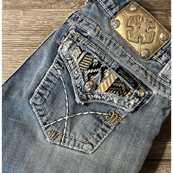 Miss Me Signature‎ Boot Low Rise Aztec Color Stitch Pocket Jeans SZ 28 (29x33) - Picture 1 of 13